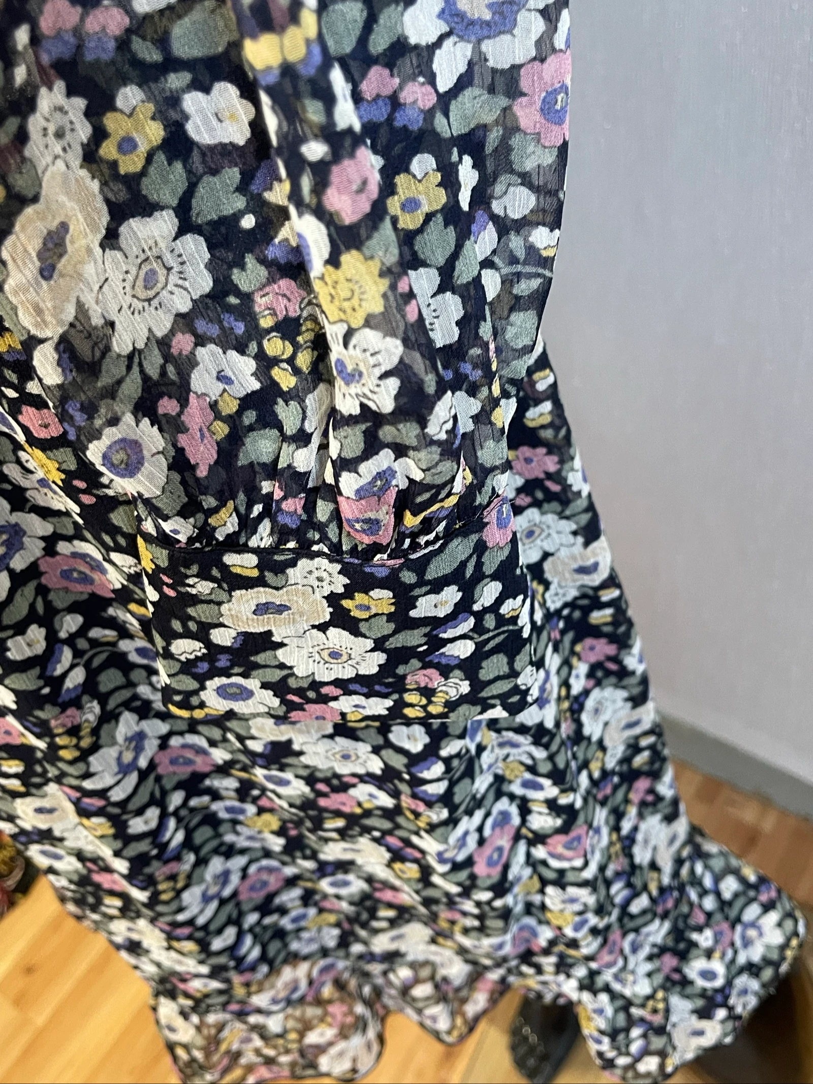 Mooie gebloemde jurk 100% polyester maat M – photo 4